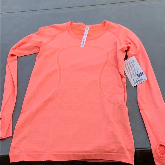 lululemon athletica Tops - BNWT Lululemon swiftly tech long sleeve size 8